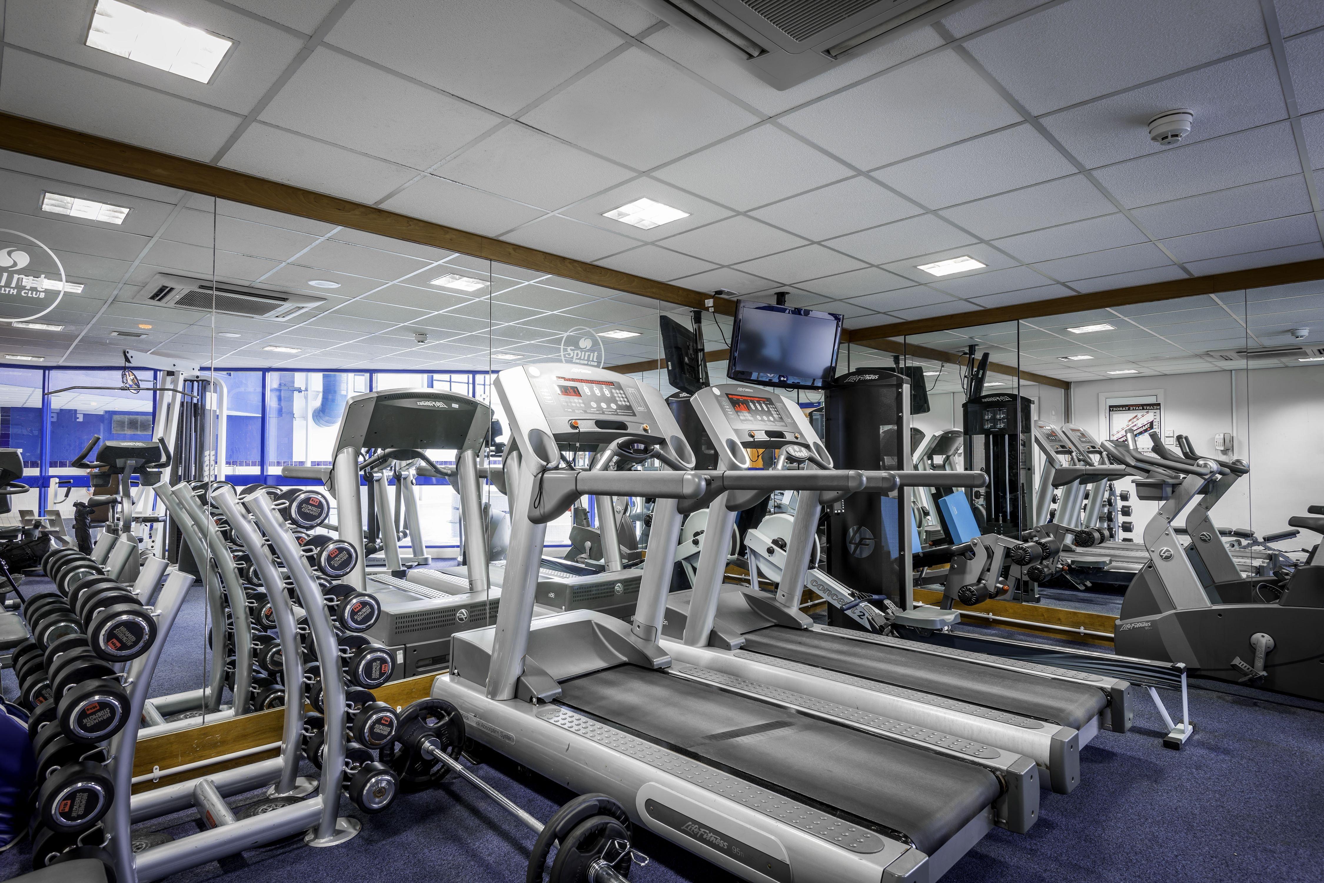 Holiday Inn London Sutton By Ihg Buitenkant foto