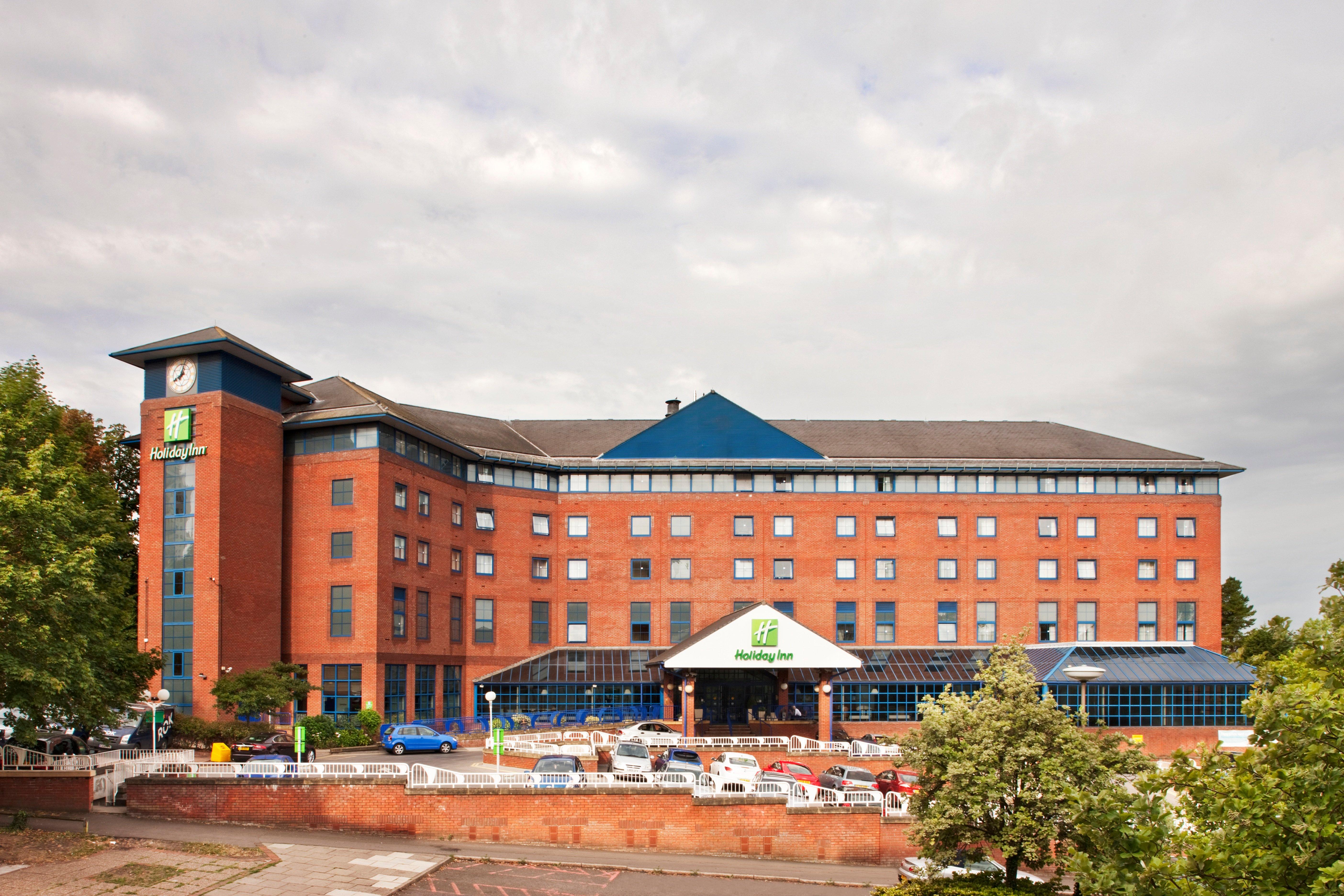 Holiday Inn London Sutton By Ihg Buitenkant foto